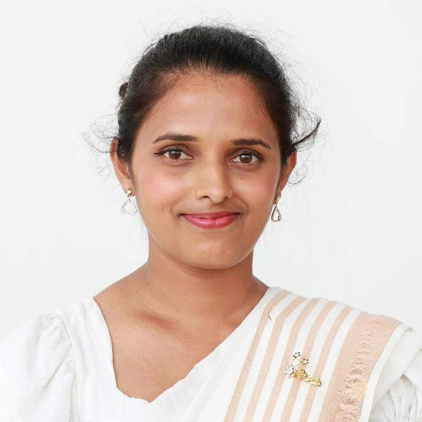 Ms. Dinusha Lakmali